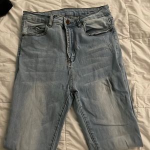 Light wash, distressed ends